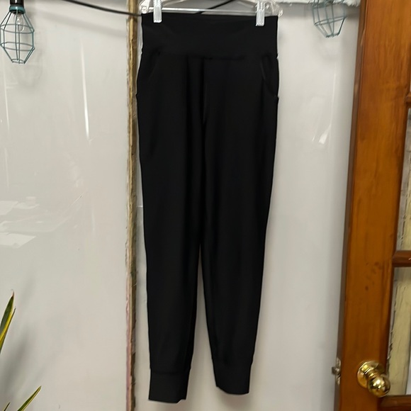 NWOT, Active wear pants - Picture 1 of 3